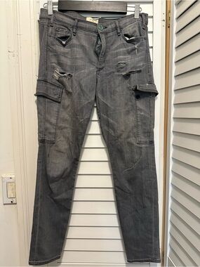 Women's Skinny Cargo Jeans in Gray - Distressed Detail
